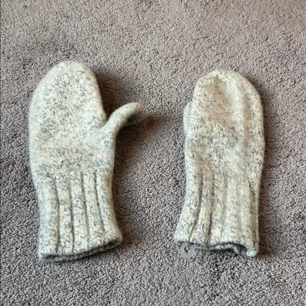 Cream Gray Marled Chunky Knit Winter Mittens Gloves SIZE M